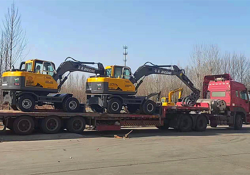 寶鼎95抓木機(jī)廠家發(fā)車