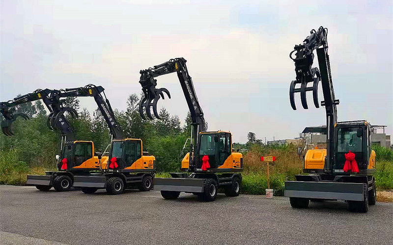 廣西寶鼎抓木機(jī)交車