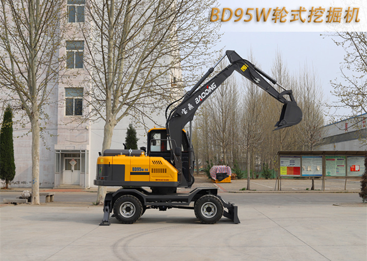 BD95W輪式挖掘機(jī)圖片