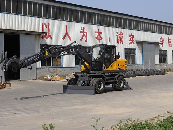 小型挖掘機如何能熱銷海外？國產(chǎn)機械的崛起時刻
