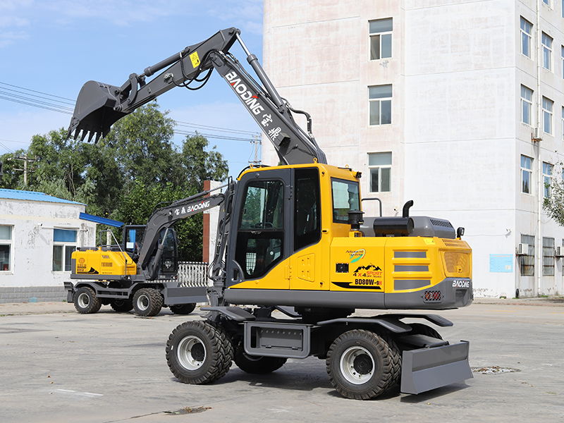 寶鼎BD80W-9H輪式挖掘機(jī)，市政好幫手